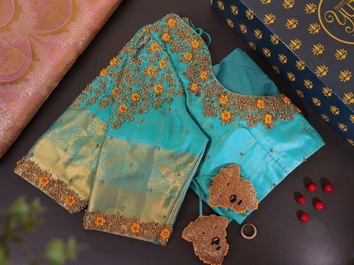 Elevate your wedding outfit with this stunning teal blue embroidered blouse 🌟