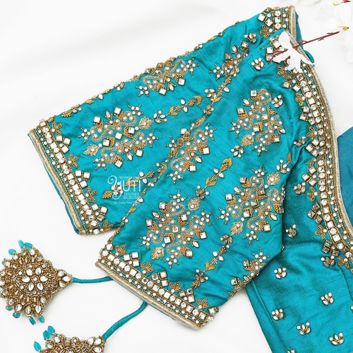 Blue cover kundan design